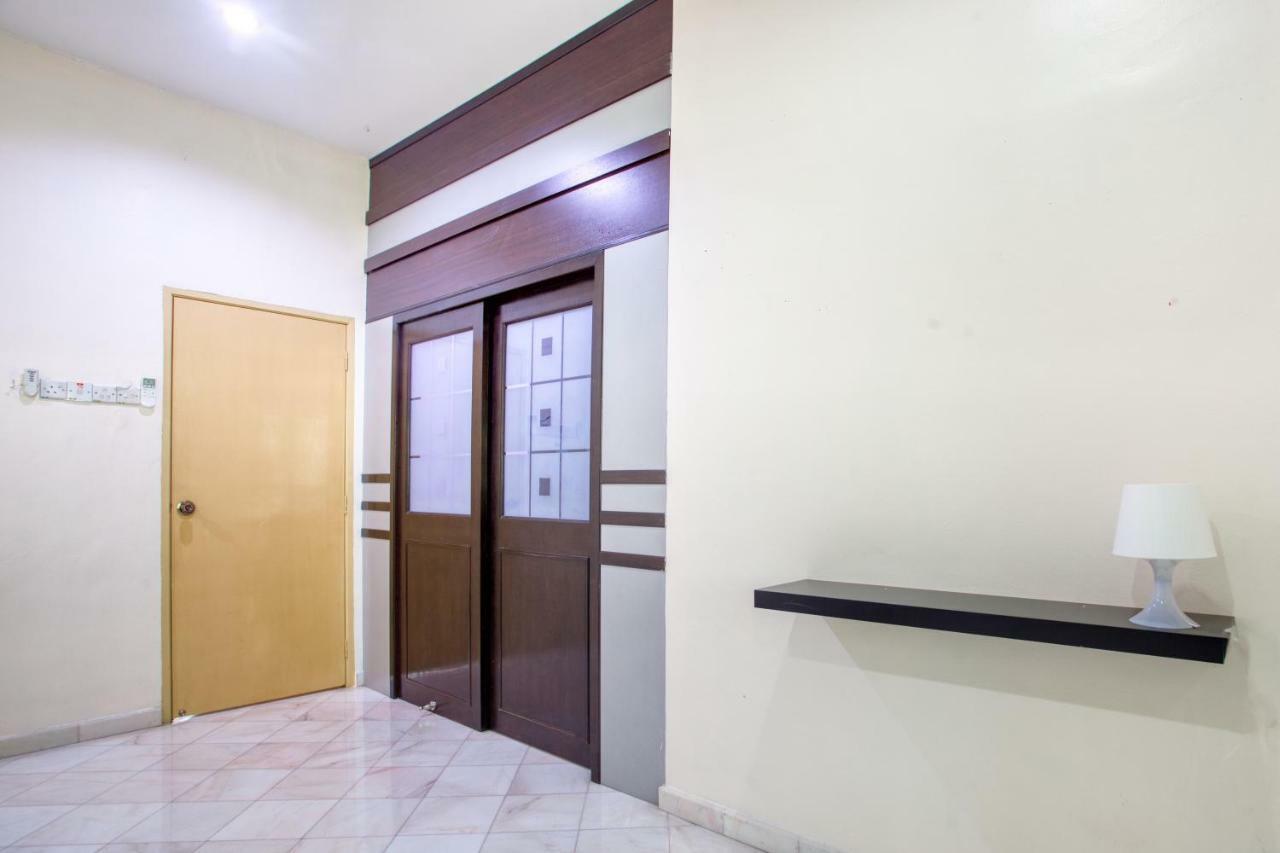 Gunung View Homestay 10 To 12 Pax Near Sunway Tambun Ipoh Exterior photo